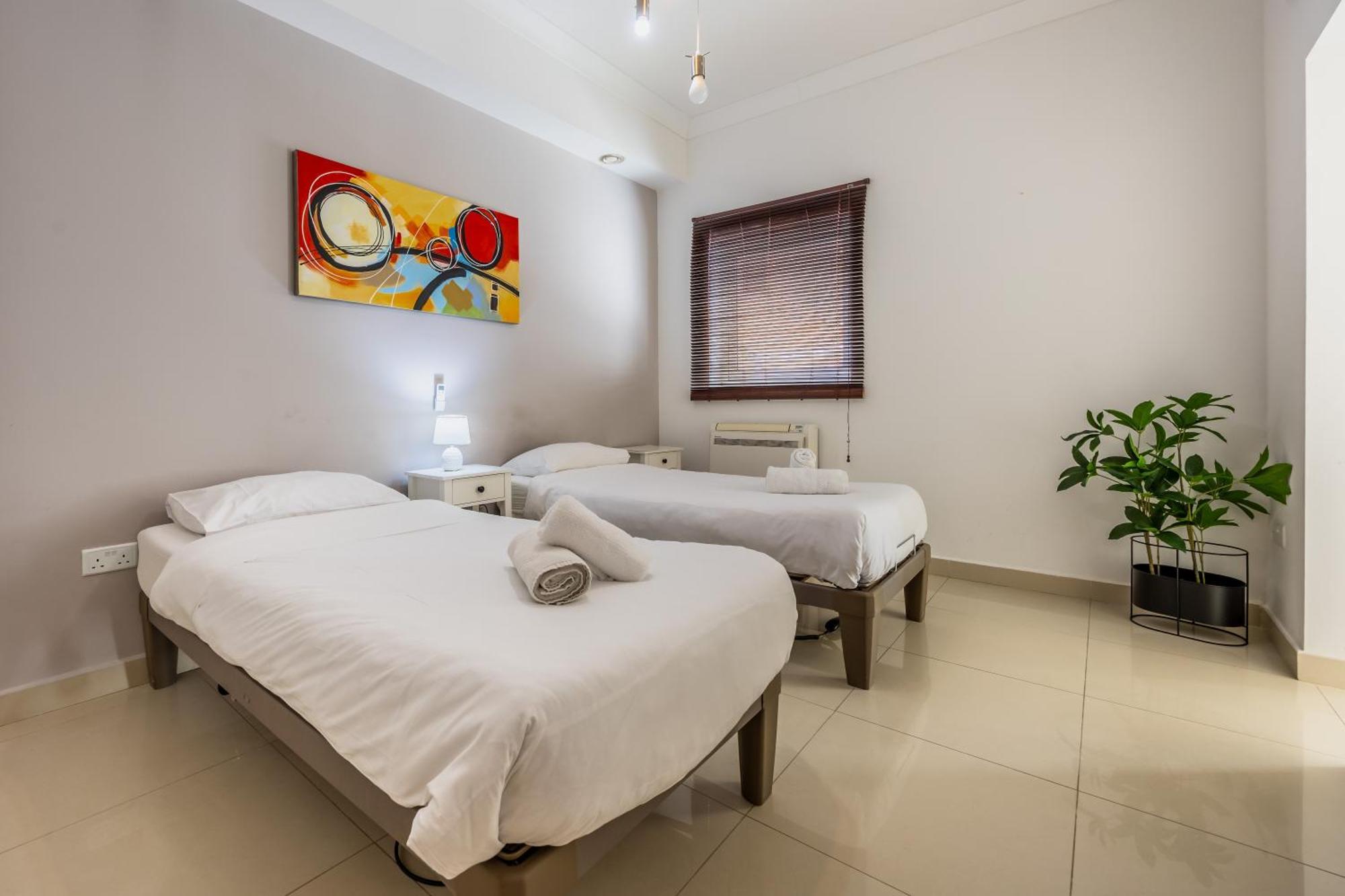 Hard To Come By - Modern & Huge House In Sliema Exterior foto